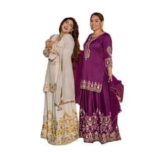 Conjunto de Traje Elegante para Mujer con Bordado y Ribete de Encaje - Product Image 1