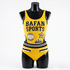 Traje de baño de una pieza para mujer, tela elástica de poliéster y spandex, amarillo con paneles negros, logotipo personalizado para traje de baño. - Product Image 1