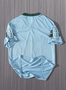 Nouveau T-shirt décontracté sans manches pour homme, style football américain vintage, respirant, tricoté, avec logo frontal et col en V, collection 2025 - Product Image 5