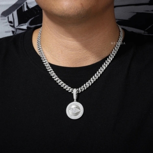 Pendentif Médaille Œil de Protection en Moissanite, Argent Sterling 925, Pendentif Œil Porte-Bonheur Sertie de Pierres, Œil de Bonne Fortune Sertie à la Main - Product Image 3