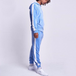 Survêtement de sport pour homme en velours bleu, personnalisable avec logo, marque privée, tendance - Product Image 1