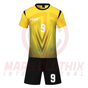 Conjunto de camiseta y pantalones cortos de fútbol con cuello redondo, hechos de poliéster, uniforme de fútbol de alta calidad con diseño personalizado, conjunto completo - Product Image 2