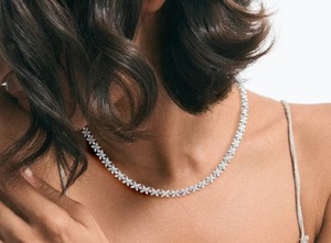 Collier tennis de luxe en or blanc 18 carats avec diamants de laboratoire floraux marquise et ronds - Product Image 2