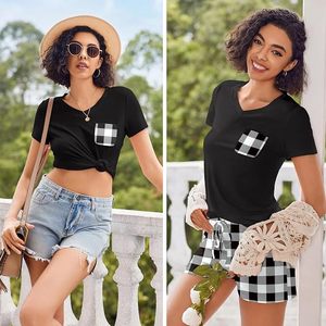 Ensemble deux pièces décontracté pour femmes, haut à manches courtes et col en V avec poche à carreaux et short assorti, coupe ample, pour toutes les saisons - Product Image 6