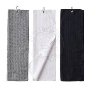 Serviette de golf gaufrée résistante aux intempéries avec anneau métallique antirouille pour équipement d'entraînement en extérieur - Product Image 6