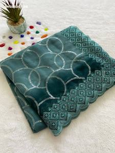Dernier modèle de sari et ensemble de chemisier de créateur, qualité premium, magnifiquement scintillant, orné de sequins et broderies, exportateur mondial - Product Image 5