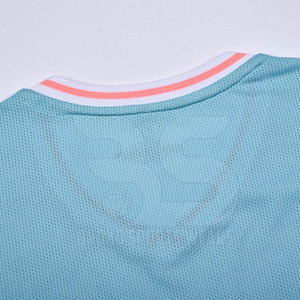 Tenue de football moderne 100% polyester respirante, séchage rapide, coupe confortable pour les entraînements, les matchs et les performances sportives d'équipe - Product Image 3