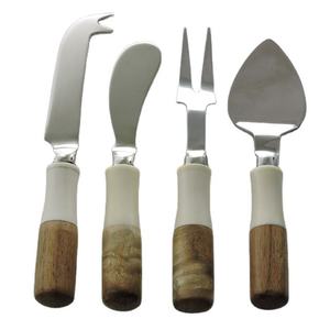 Juego de cuchillos para queso de resina epoxi de alta demanda con hoja de acero inoxidable para servir con estilo en tablas de charcutería, juego de herramientas de lujo para queso. - Product Image 4