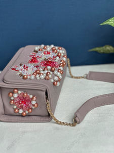 กระเป๋าคลัทช์ปักลายดอกไม้หรูหราประดับมุก กระเป๋าถือออกงานดีไซน์เนอร์สำหรับผู้หญิง งานแต่งงาน งานเลี้ยงค็อกเทล - Product Image 6