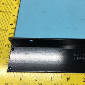 AMAT 0021-13226 FLANGE, SOPORTE SUPERIOR PARA CARDA - Equipo y piezas de semiconductores de confianza de Trusted Global Legacy - Product Image 4