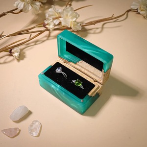 ILAHI's Eco-Friendly Handmade Resin <b>Mold</b> <b>Hand</b> Modeled Modern Christmas Wedding Feng Shui Design Soft Interior Delicate Uttar - Product Image 4