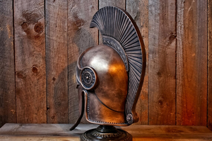 Casque de guerrier spartiate grec en métal, style corinthien antique, réplique historique, objet décoratif de collection pour la maison avec support - Product Image 3