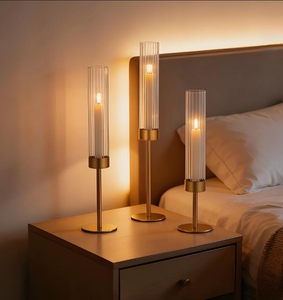 Porte-bougie en métal doré, style hurricane, grand chandelier moderne, fait main, écologique, durable, pour centre de table - Product Image 3