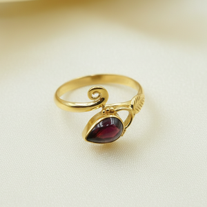 Natural <b>Garnet</b> Gemstone 925 Sterling Silver Handmade <b>Ring</b> Leaf Design Pear Shape Statement Jewelry Gift For Women Mom Sister her - Product Image 2