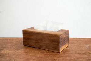 Boîte à mouchoirs en bois, style Wabi Sabi fait main, design rectangulaire, finition naturelle - Product Image 2
