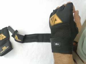 Bandages de main en gel à application rapide, rembourrés, sans doigts, avec trou pour le pouce, fermeture auto-agrippante, logo personnalisable, 1 paire, taille 4,5 m (14,76 pi) - Product Image 6