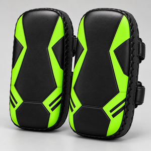 Guantes de Boxeo y Muay Thai de Cuero Verde Neón y Negro con Correas Ajustables de Gancho y Bucle - Product Image 5