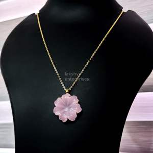 Pendentif Fleur en Calcédoine Rose AAA, Collier en Pierre Précieuse Sculptée, Pendentif Floral en Calcédoine pour la Fabrication de Bijoux Tendance par Grossiste - Product Image 6