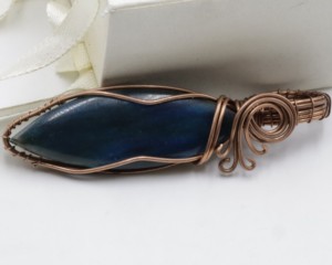Pendentif en labradorite naturelle AAA+++ avec enroulement en fil de cuivre, bijou artisanal en pierre précieuse, taille libre, pendentif en cristal de guérison - Product Image 2