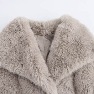 Veste en fourrure pour femme confortable et écologique avec design personnalisable, doublure douce, sensation de chaleur, finition douillette, look élégant - Product Image 3