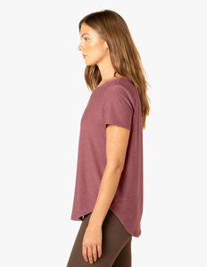 Camiseta Deportiva para Mujer, Estilo Nuevo, Ligera, de Secado Rápido, Transpirable, Color Personalizado, Diseño Regular - Product Image 3