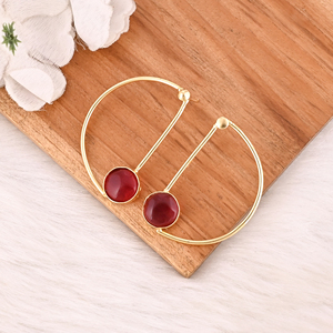 Boucles d'oreilles pendantes élégantes en pierre grenat hydro-plaquée or, bijoux en laiton faits à la main pour femmes - Product Image 4