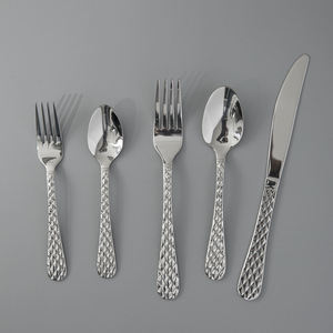 Ensemble de couverts en acier inoxydable durable de qualité alimentaire |   Hygiénique et résistant aux rayures pour une utilisation quotidienne à la maison, à l'hôtel ou lors de fêtes - Product Image 3