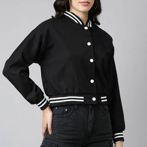 Chaquetas Varsity Personalizadas de Primera Calidad para Mujer, Tallas Grandes, con Bordado Chenille, Parches y Tela Cruda Ecológica - Product Image 3