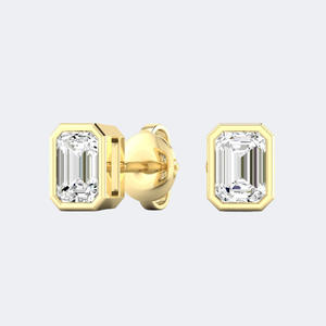 Pendientes de Diamante Solitario con Corte Esmeralda de 0.50 Quilates de Peso Total, Engastados en Bisel, Chapados en Oro, Certificados por IGI, para Fiestas - Product Image 1