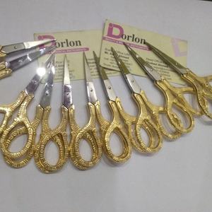 Ciseaux à broder en acier inoxydable plaqué or de haute qualité, tranchants, durables, multi-usages, petits, avec logo personnalisé, pour droitiers, pour nail art - Product Image 1