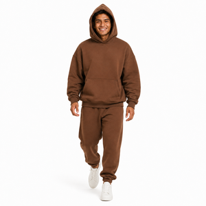 Chándal Unisex de Invierno con Capucha, Corte Holgado, Felpa, Algodón French Terry 480 GSM, Personalizable, Casual, Moderno, Resistente y Cómodo - Product Image 4