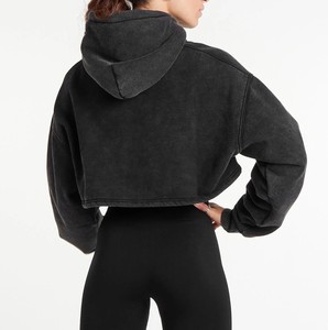 Sudadera con capucha corta de mujer de primera calidad al por mayor, con hombros caídos, corte oversize, manga larga, personalizada, con lavado ácido, para invierno - Product Image 2