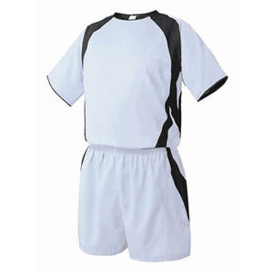 Uniforme de Fútbol Personalizado de Manga Corta, 100% Poliéster, Ligero, Transpirable, de Secado Rápido, con Impresión de Logotipo Personalizado, Ropa Deportiva para Exteriores - Product Image 3