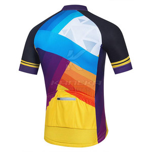 Camiseta Deportiva Personalizada de Poliéster, Transpirable, Ecológica, Moderna, para Funciones de Equipo y Programas de Ejercicio - Product Image 2