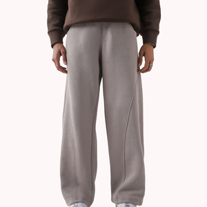 Pantalon de jogging personnalisé de haute qualité pour hommes et femmes, décontracté, imperméable, respirant, coupe ample, jambe large, style évasé pour la randonnée - Product Image 1