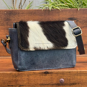 Personnalisé en gros 2025 sac à bandoulière à rabat en cuir de vachette de haute qualité pour femmes grande capacité en cuir véritable élégant sacs à bandoulière - Product Image 4