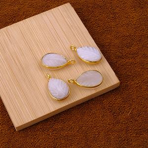 Collier plaqué pistolet noir fait main collier à faire soi-même feuille sculpté coeur Turquoise Flash cristal laiton pendentifs à la mode - Product Image 5