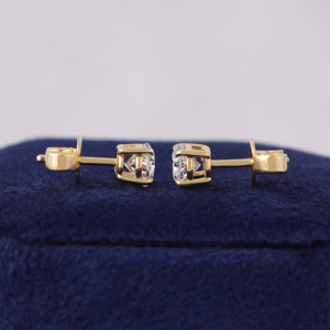 Pendientes Solitarios de Oro de 14K con Diamantes Cultivados en Laboratorio de Corte Ovalado de 2.00 TCW - Product Image 4