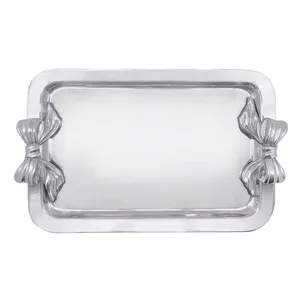 Bandeja de Metal Hecha a Mano con Asas de Diseño para Servicios de Alta Cocina y Hostelería, Colección Minimalista, Bandeja de Cristal para Servir - Product Image 1