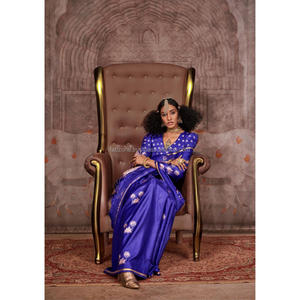 KANTHKALA PICHWAI PURE SATIN HANDLOOM TEJIDO SEDA SAREE - Product Image 1