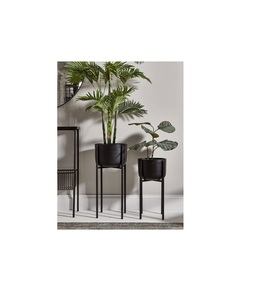 Support de plante en métal moderne conçu pour la décoration de jardins intérieurs et extérieurs, entrée de maison, patio, balcon, présentoir - Product Image 4