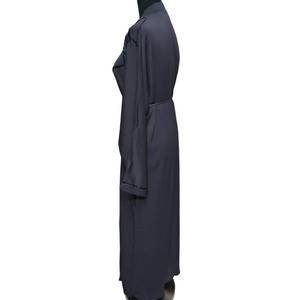 Abaya de Satén Plisado con Paneles Bordados y Adornados, Manga Larga, Silueta Recta, Largo hasta el Suelo, Cintura Natural, Cuello Alto - Product Image 4