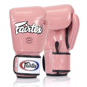 Guantes de Boxeo Fairtex Blancos Profesionales de Alta Calidad, Cuero Genuino con Agarres para las Manos, Estilo Mexicano, Cuero Negro, Dedos Completos - Product Image 1