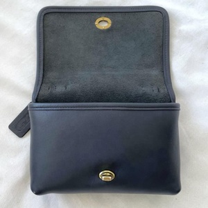 High Quality English Stylish Leather Sling Bag with Long <b>Strap</b> Durable <b>Shoulder</b> Bag Top Indian Supplier for Summer Autumn Spring - Product Image 4