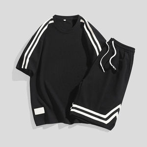 ชุดกีฬาฤดูร้อน OEM ใหม่ ระบายอากาศได้ดี เสื้อยืดแขนสั้นทรงหลวม ผ้าฝ้ายลำลอง ชุดเสื้อยืดและกางเกงขาสั้นสำหรับผู้ชาย - Product Image 3