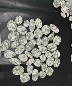 Pierre Cabochon en Jade de Paix 100% Naturel, Prix de Gros, Cristaux de Pierres Précieuses en Vrac, Énergie de Guérison des Chakras pour la Fabrication de Bijoux - Product Image 1