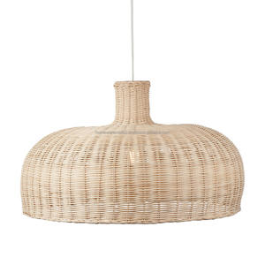 Pantalla de ratán ligera, venta al por mayor de lámpara colgante de mimbre Natural de Vietnam para tienda de regalos y suministro de decoración del hogar - Product Image 1