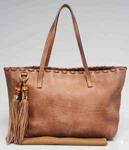 Bolso de Mano de Cuero para Mujer, Moderno y de Calidad de Exportación, Bolso de Hombro con Gran Capacidad para Viajes y Uso Casual, Disponible para la Venta - Product Image 3