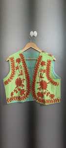 Chaleco de Terciopelo Bordado Estilo Prairie Chic, Diseño Floral, Cuello en V, Sin Mangas, Chaqueta para Mujer, Primavera, Otoño, Invierno, Diseño Hecho a Mano - Product Image 5