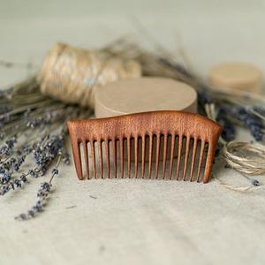 Peine de Madera Orgánico Personalizado para un Cuidado del Cabello Antiestático y Suave, Peine Hecho a Mano, Peine de Madera Elegante - Product Image 3